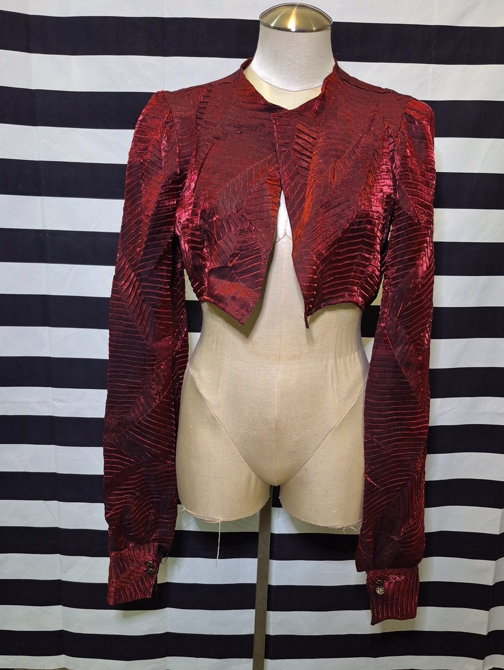 Red Cropped Textured Women's Jacket